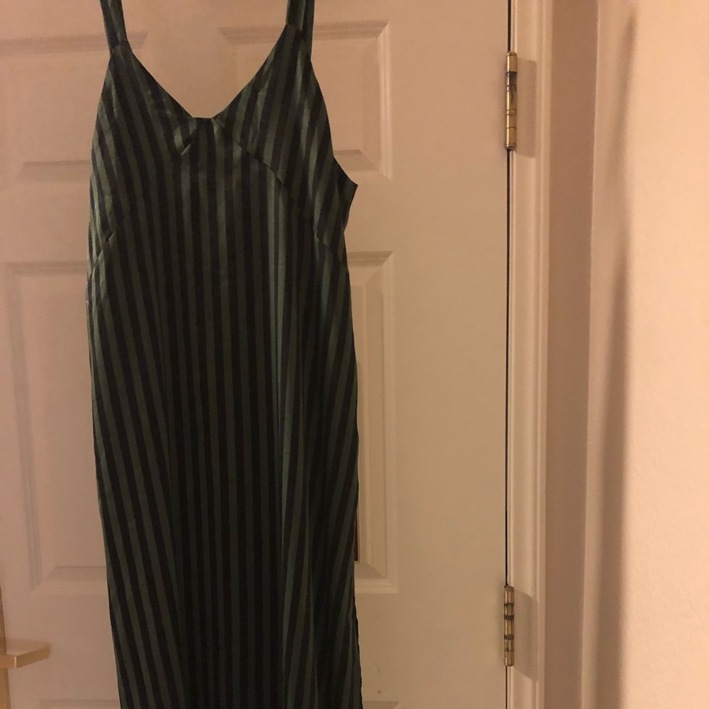 Midi Size Large 3/$15